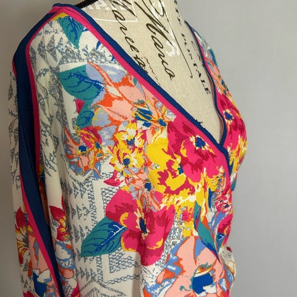 Flying Tomato Pink and Yellow Graphic Wrap Blouse Medium - Picture 7 of 8